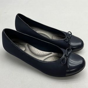 Abella Blue Cap Toe Flats Women’s size 9